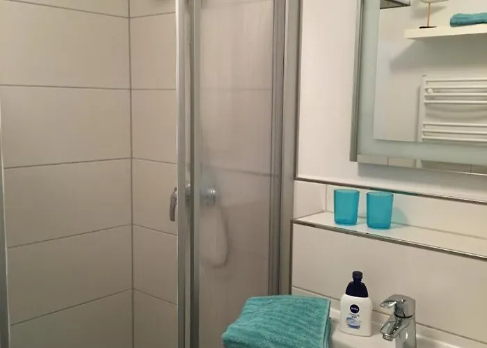 79 Moderne Mit Fahrstuhl 아파트 *